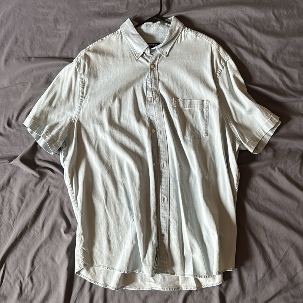 Express short sleeve casual button up shirt size XL light blue